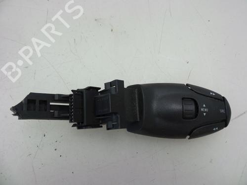 Used Steering wheel controls CITROËN BERLINGO / BERLINGO FIRST MPV (MF_, GJK_, GFK_) 1.4 i (MFKFX, MFKFW, GJKFWB, GJKFWC, GFKFWC) (75 hp) 22488982