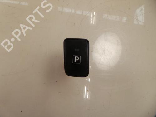 Used Switch TOYOTA AURIS Estate (_E18_) 1.8 Hybrid (ZWE186_, ZWE186R, ZWE186H) (136 hp) 22480518