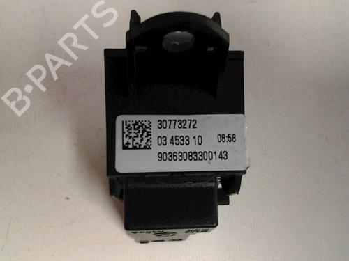 Switch VOLVO XC70 II (136) 3.2 AWD | BP25881661I30 
