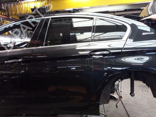 Used Left rear door BMW 5 (G30, F90) 530 e Plug-in Hybrid (252 hp) 28814559