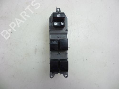 Used Switch TOYOTA AURIS Estate (_E18_) 1.8 Hybrid (ZWE186_, ZWE186R, ZWE186H) (136 hp) 22488893