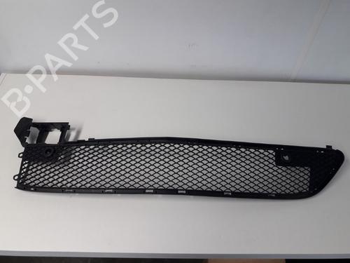 Used Grille MERCEDES-BENZ B-CLASS Sports Tourer (W246, W242) B 180 CDI / d (246.212) (109 hp) 22494980