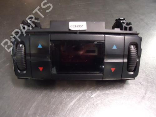 Used Display monitor MERCEDES-BENZ E-CLASS (W211) E 270 CDI (211.016) (177 hp) 22463264