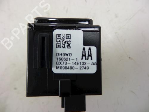 Switch JAGUAR XE (X760) 2.0 D AWD | BP22487489I30 