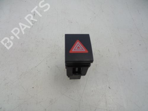 Used Warning switch VW POLO IV (9N_, 9A_) 1.4 TDI (70 hp) 22488189
