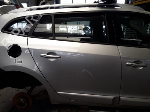 Used Right rear door RENAULT MEGANE III Grandtour (KZ0/1) 1.5 dCi (KZ09, KZ0D, KZ1G, KZ29, KZ14, KZ1W, KZ10, KZ1F,... (110 hp) 29405777