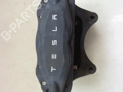 Right front brake caliper TESLA MODEL S (5YJS) 75D AWD | BP22485366M104 