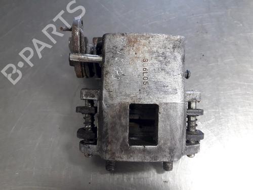 Used Right rear brake caliper TOYOTA YARIS (_P13_) 1.5 Hybrid (NHP130_, NHP130) (101 hp) 22470376