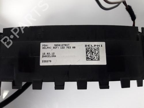 Steering wheel controls PEUGEOT 308 SW I (4E_, 4H_) 1.6 HDi | BP22501290E15 