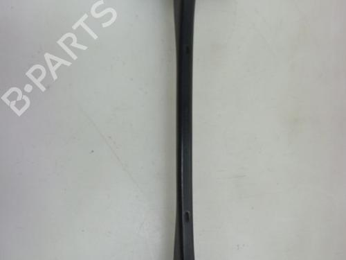 Used Right rear suspension arm BMW 1 (F20) 118 i (136 hp) 22487282