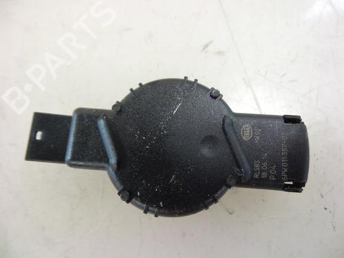 Used Electronic sensor TESLA MODEL S (5YJS) 85 (367 hp) 22485536