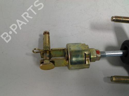 Clutch slave cylinder TOYOTA YARIS (_P1_) 1.3 (NCP10, SCP12_) | BP22450293M113 