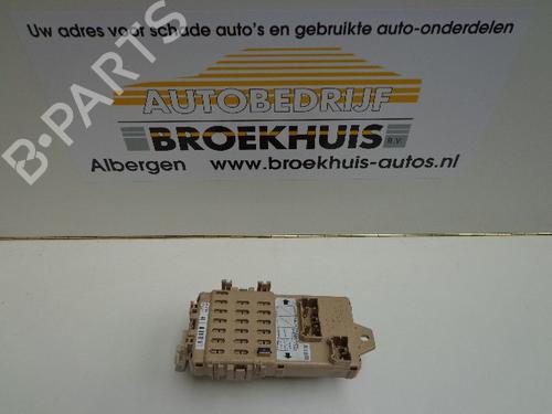 Used Fuse box SUBARU IMPREZA Saloon (GD) 2.0 WRX Turbo AWD (GDA) (218 hp) 22467241