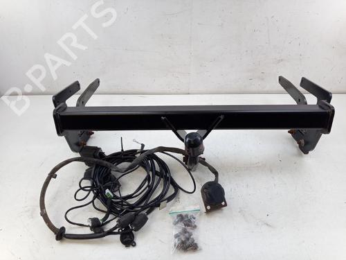 Kule for tilhengerfeste/Mekanisme Kule for tilhengerfeste/Mekanisme TOYOTA RAV 4 V (_A5_, _H5_) 2.5 Hybrid AWD (AXAP54, AXAP54L) (306 hp) 37427982 37427982