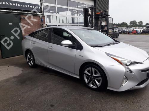 Used Right sideskirt TOYOTA PRIUS (_W5_) 1.8 Hybrid (ZVW50, ZVW50_, ZVW51_, ZVW50R, ZVW51) (122 hp) 29009142
