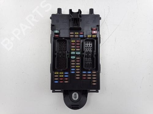 Used Fuse box VOLVO V60 II (225) B3 Mild-Hybrid (177 hp) 23053413
