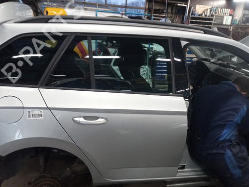 Used Right rear door SKODA FABIA III Estate (NJ5) 1.0 TSI (95 hp) 31364935