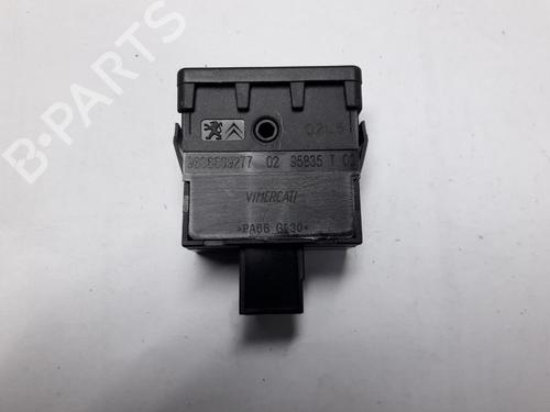 Switch PEUGEOT 308 SW II (LC_, LJ_, LR_, LX_, L4_) 1.6 BlueHDi 120 | BP22501305I30