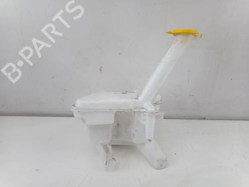 Windscreen washer tank TOYOTA YARIS (_P13_) 1.3 (NSP130_, NSP130) | BP29925359C113