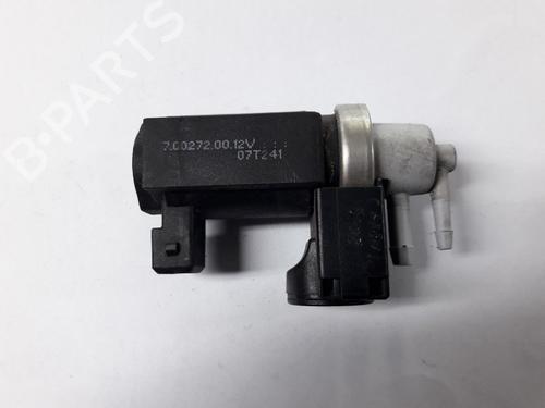 Used Electronic sensor KIA CARENS III MPV (UN) 2.0 CRDi 140 (140 hp) 22506713