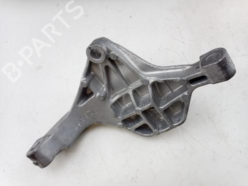 Apoio da caixa RENAULT CLIO V (B7_) 1.6 E-TECH 145 (B7MU) | BP32241440M88