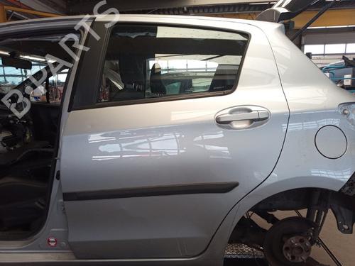 Used Left rear door TOYOTA YARIS (_P13_) 1.5 Hybrid (NHP130_) (101 hp) 28814438