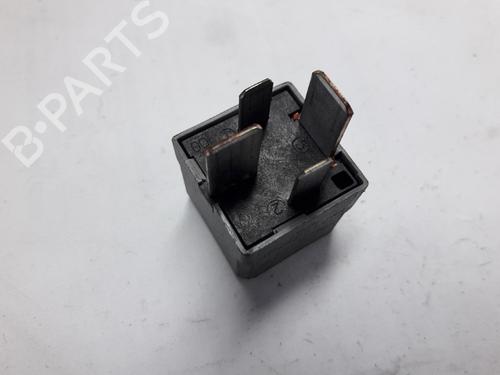 Electronic sensor MERCEDES-BENZ C-CLASS (W203) C 180 (203.035) | BP22498928M84 