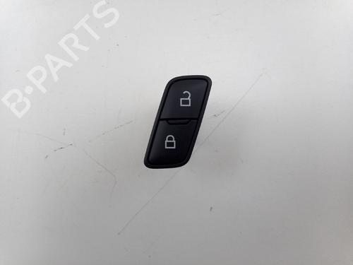 Kombi Kontakt / Stilkkontakt Kombi Kontakt / Stilkkontakt 39207446 39207446