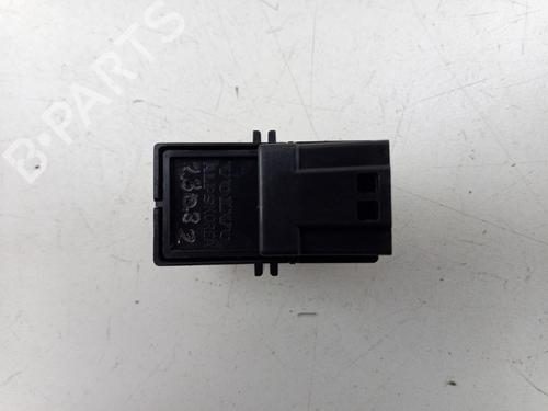 Switch VOLVO V40 Hatchback (525) T3 GTDi | BP24986225I30 