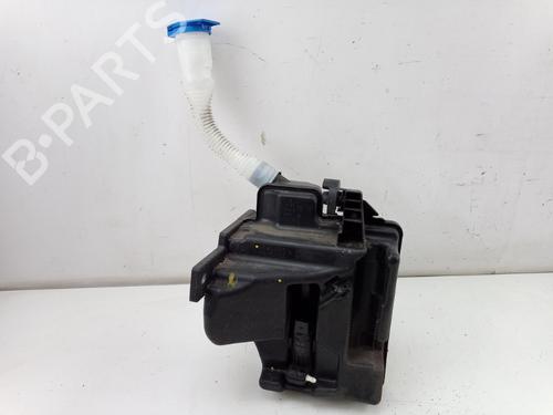 Used Windscreen washer tank Windscreen washer tank 31364949 31364949