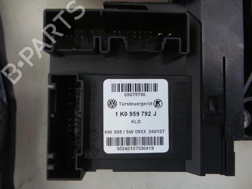 Front right window mechanism VW CADDY III Box Body/MPV (2KA, 2KH, 2CA, 2CH) 2.0 SDI | BP22483246C23