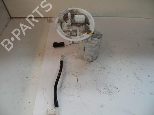 Used Fuel pump AUDI A4 B8 (8K2) 2.0 TDI (143 hp) 22472632