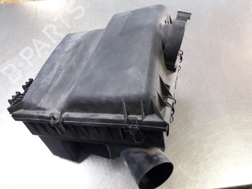 Used Air filter box MERCEDES-BENZ VITO Bus (W638) 108 CDI 2.2 (638.194) (82 hp) 22459552