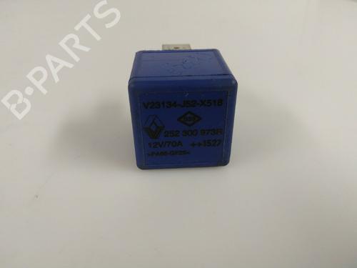 Used Electronic sensor OPEL VIVARO B Van (X82) 1.6 CDTI (05) (90 hp) 30363080