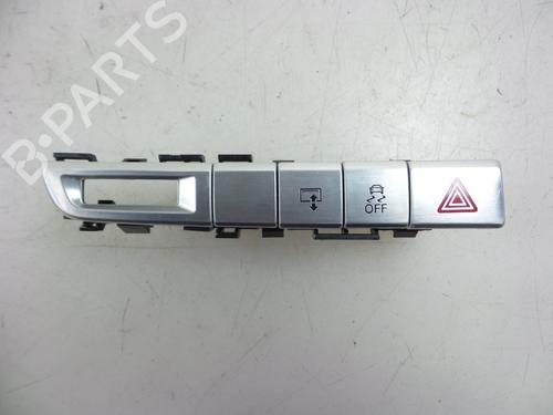 Used Warning switch AUDI A8 D4 (4H2, 4H8, 4HC, 4HL) 4.2 TDI quattro (351 hp) 22491213