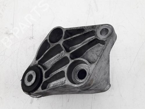 Used Engine mount VOLVO V40 Hatchback (525) D2 (114 hp) 22497449