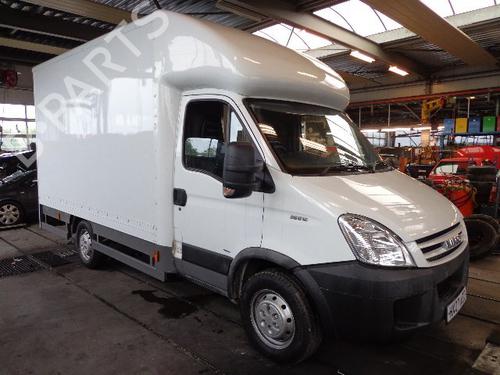 Used Right front door IVECO DAILY IV Platform/Chassis 35C12, 35S12 (116 hp) 30837457
