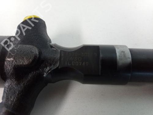 Injector TOYOTA LAND CRUISER PRADO (_J12_) 3.0 D-4D (KDJ120, KDJ125) | BP22498186M100 