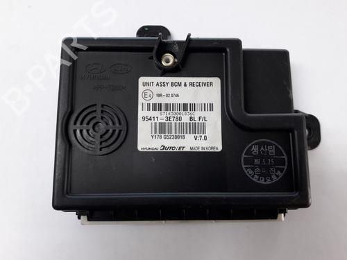 Elektronische module KIA SORENTO I (JC) 3.3 V6 4WD (248 hp) 22462613