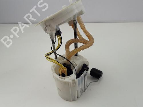 Used Fuel pump BMW 3 (F30, F80) 320 d (163 hp) 22509792
