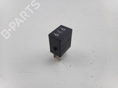 Used Electronic sensor VW TRANSPORTER T5 Van (7HA, 7HH, 7EA, 7EH) 2.0 TDI (140 hp) 22514421