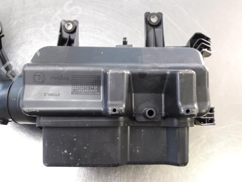 Air filter box TOYOTA YARIS (_P9_) 1.33 VVT-i (NSP90_, NSP90R) | BP22466497M87