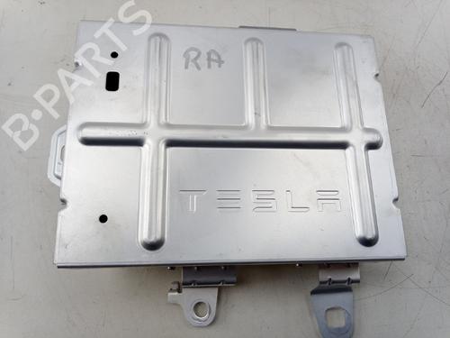 Electronic module TESLA MODEL Y (5YJY) EV | BP39207490M83 - Image 2