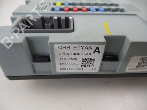 Fuse box LAND ROVER RANGE ROVER IV (L405) 4.4 SDV8 4x4 | BP22483693E1