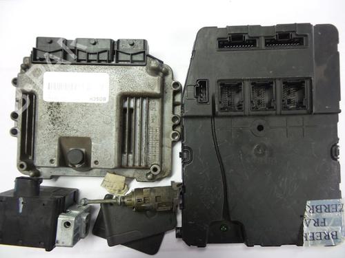 Electronic module RENAULT MEGANE II Coupé-Cabriolet (EM0/1_) 1.9 dCi | BP22469909M83 
