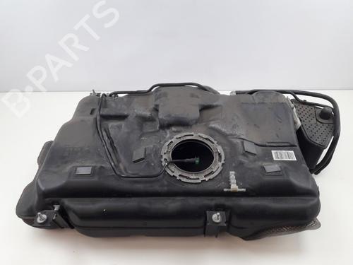 Used Fuel tank Fuel tank 33129011 33129011
