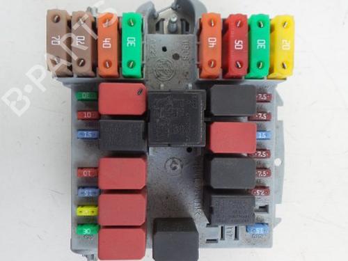 Used Fuse box LANCIA MUSA (350_) 1.3 D Multijet (350.AXM11, 350.AXM1A, 350.AXI1A) (95 hp) 22490101