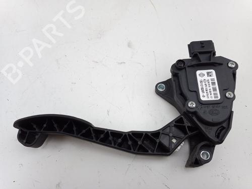 Pedal RENAULT MASTER III Platform/Chassis (EV, HV, UV) 2.3 dCi 165 FWD (EV0P, EV0U, EV11, EV12, HV0P, HV0U,... (163 hp) 22497064