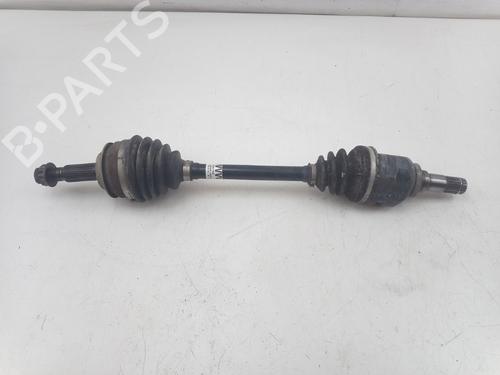 Used Left front driveshaft TOYOTA YARIS (_P13_) 1.5 Hybrid (NHP130_, NHP130) (101 hp) 31259535