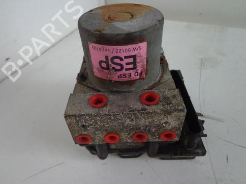 Used ABS pump HYUNDAI i30 Estate (FD) 1.6 CRDi (116 hp) 22470450